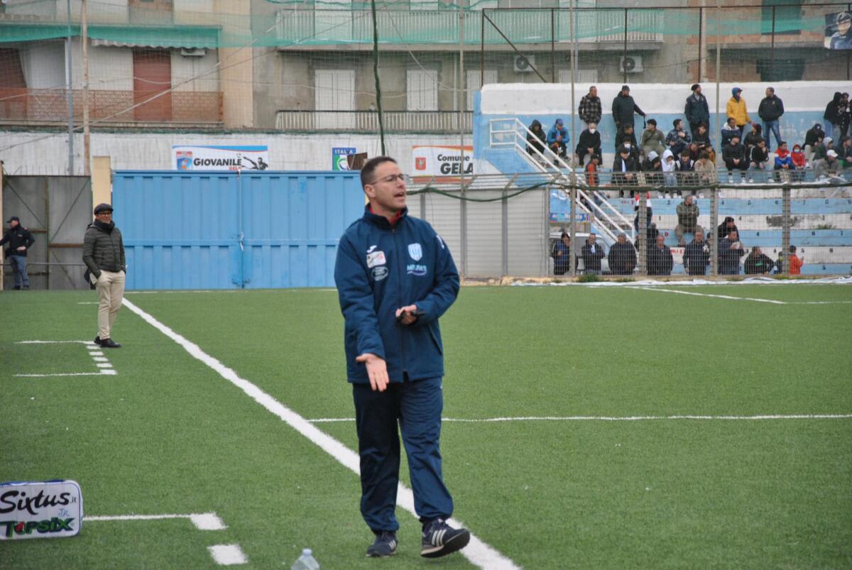 La Ssd Gela riparte dalla conferma di Mirko Fausciana, ancora sulla panchina biancazzurra -