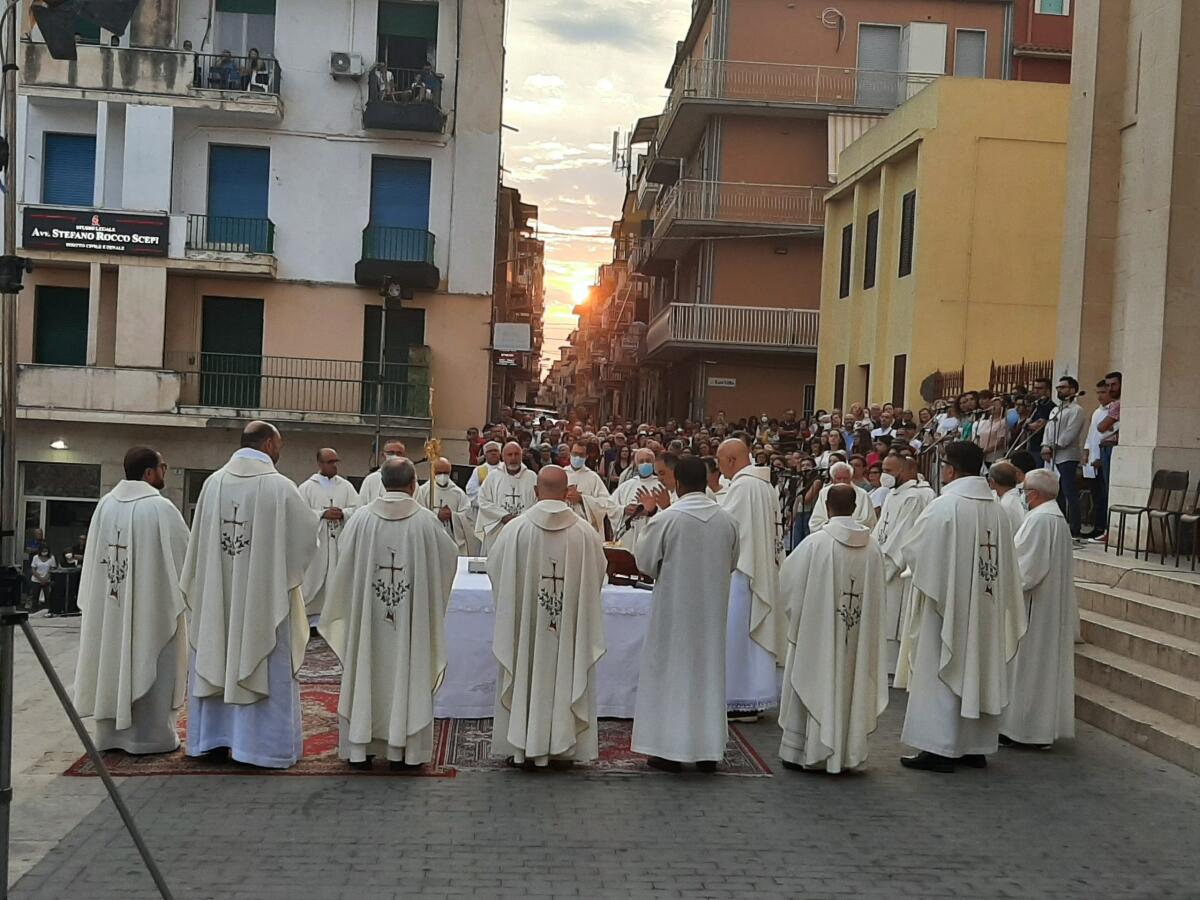 Vicario foraneo invita tutti: "per vivere bene ognuno deve fare la sua parte" - 