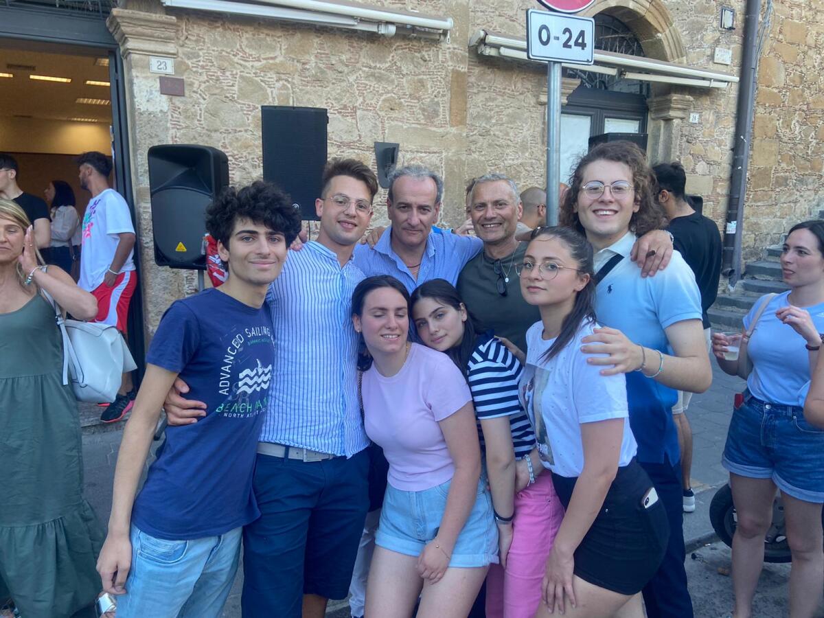 Il principio che il centrodestra unito vince non vale per Butera e Niscemi -