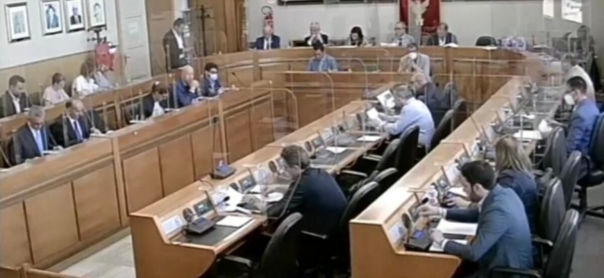 L&#8217; opposizione canta il de profundis al governo locale - 
