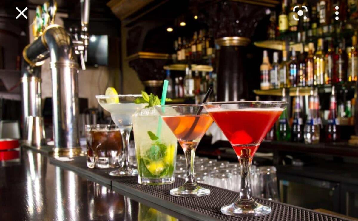 Divieto per i bar dell’ uso di bottiglie in vetro - 