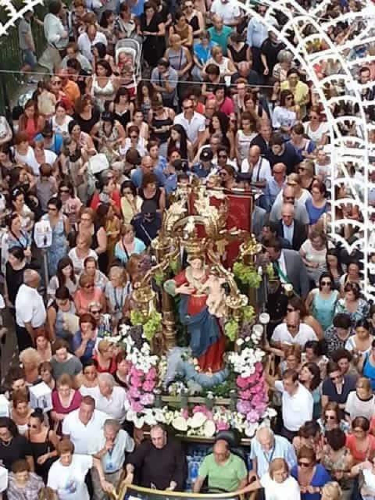 Il sindaco invita alla prudenza in occasione della processione della Madonna -