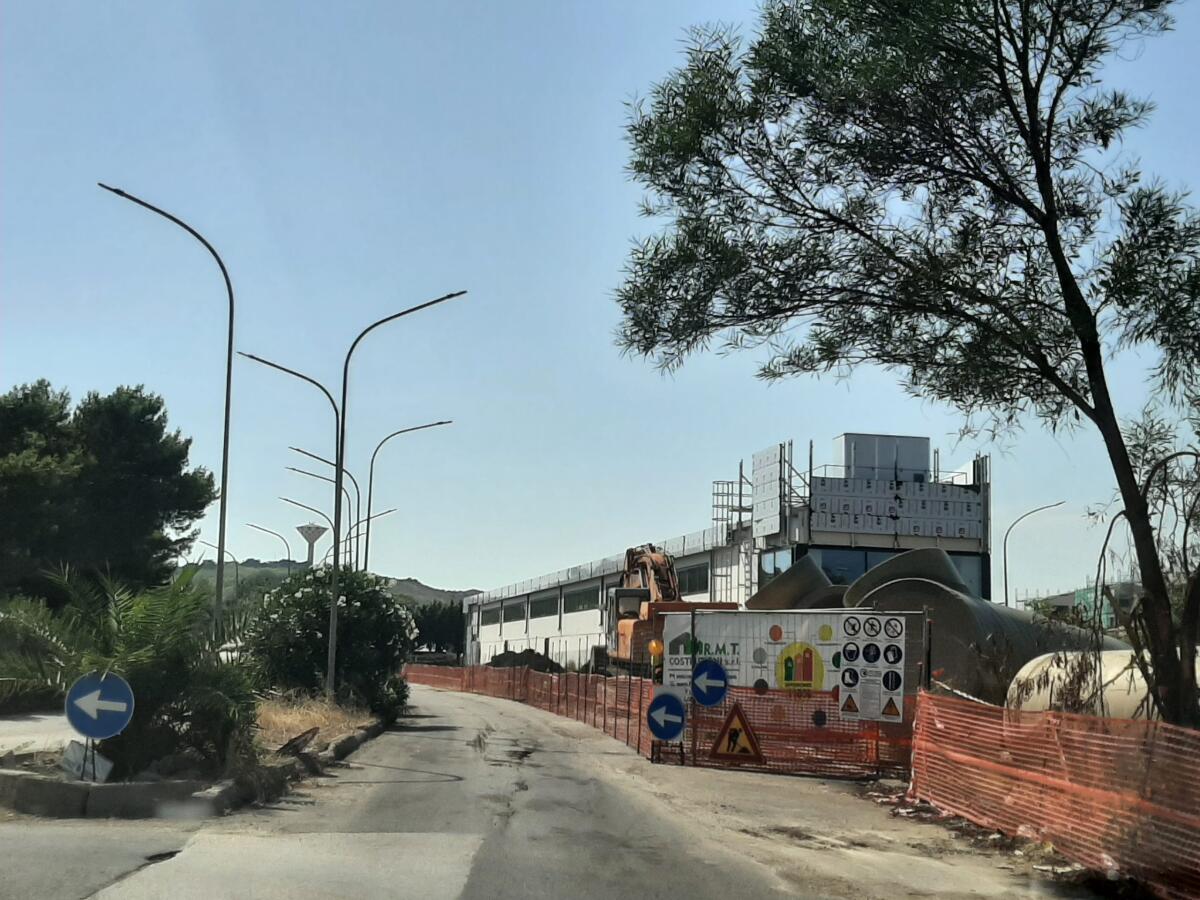 Riaperto al traffico il viale Mattei - 