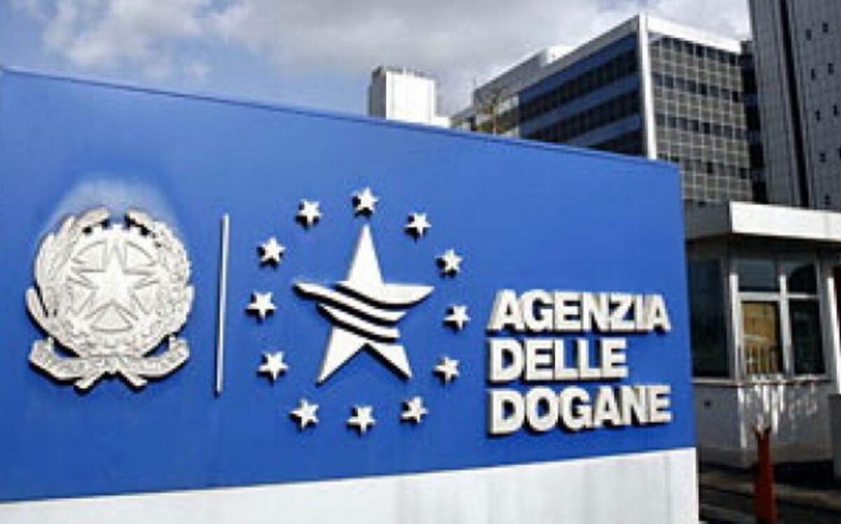 L’Agenzia delle Dogane assume, 980 posti a tempo indeterminato per laureati e diplomati -
