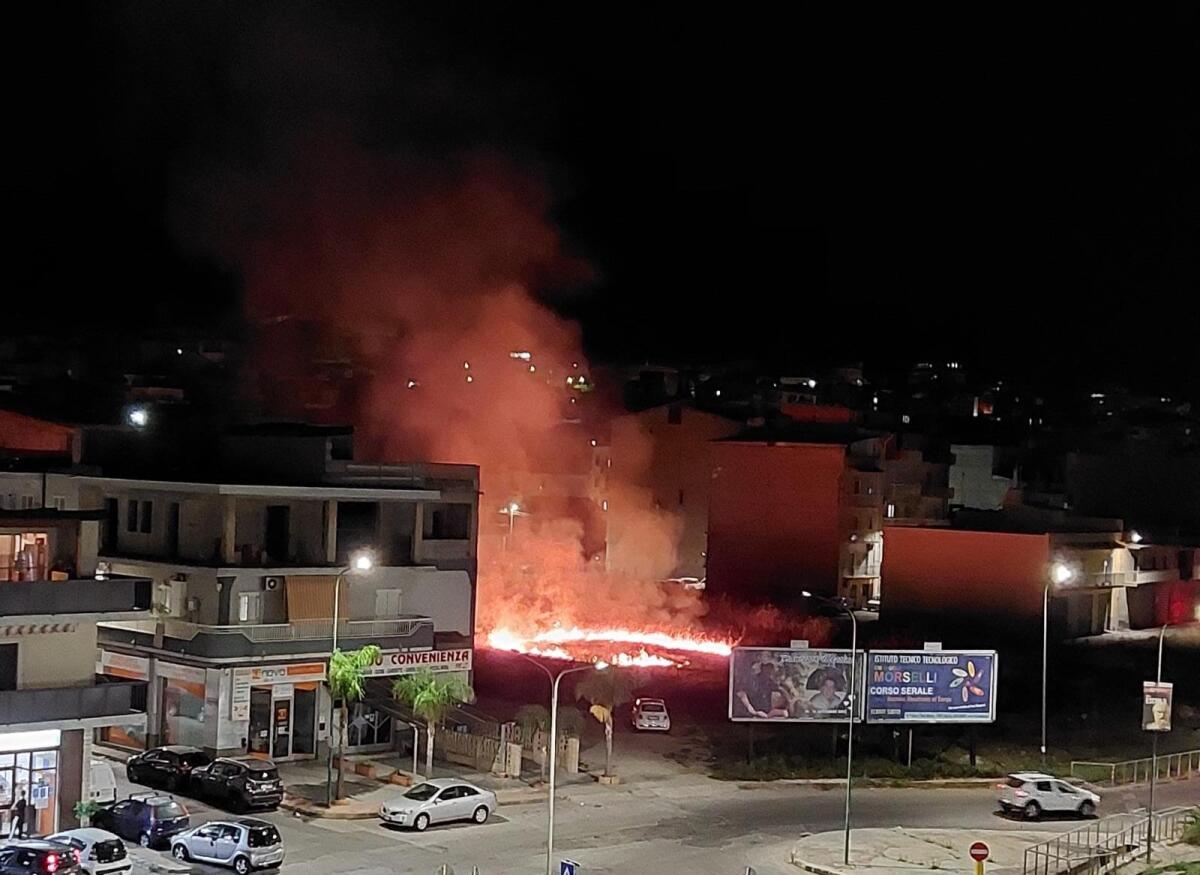 Fiamme in via Venezia -