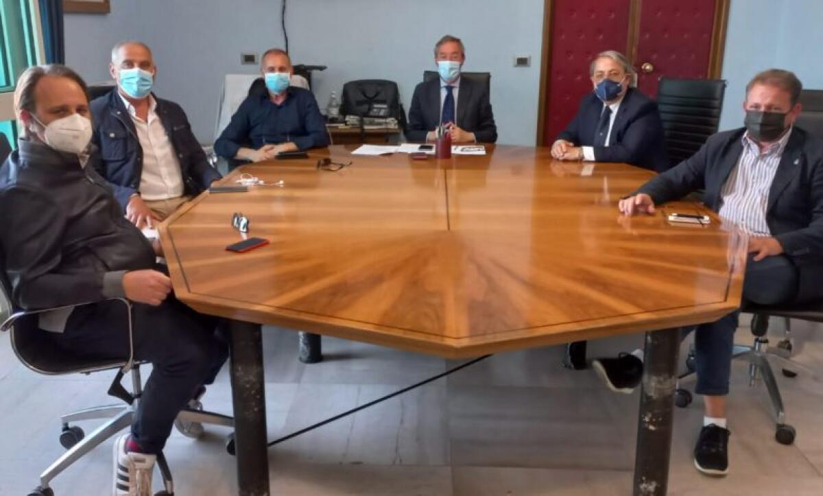 Incontro costruttivo fra la Srr e l’amministrazione comunale di Gela - 
