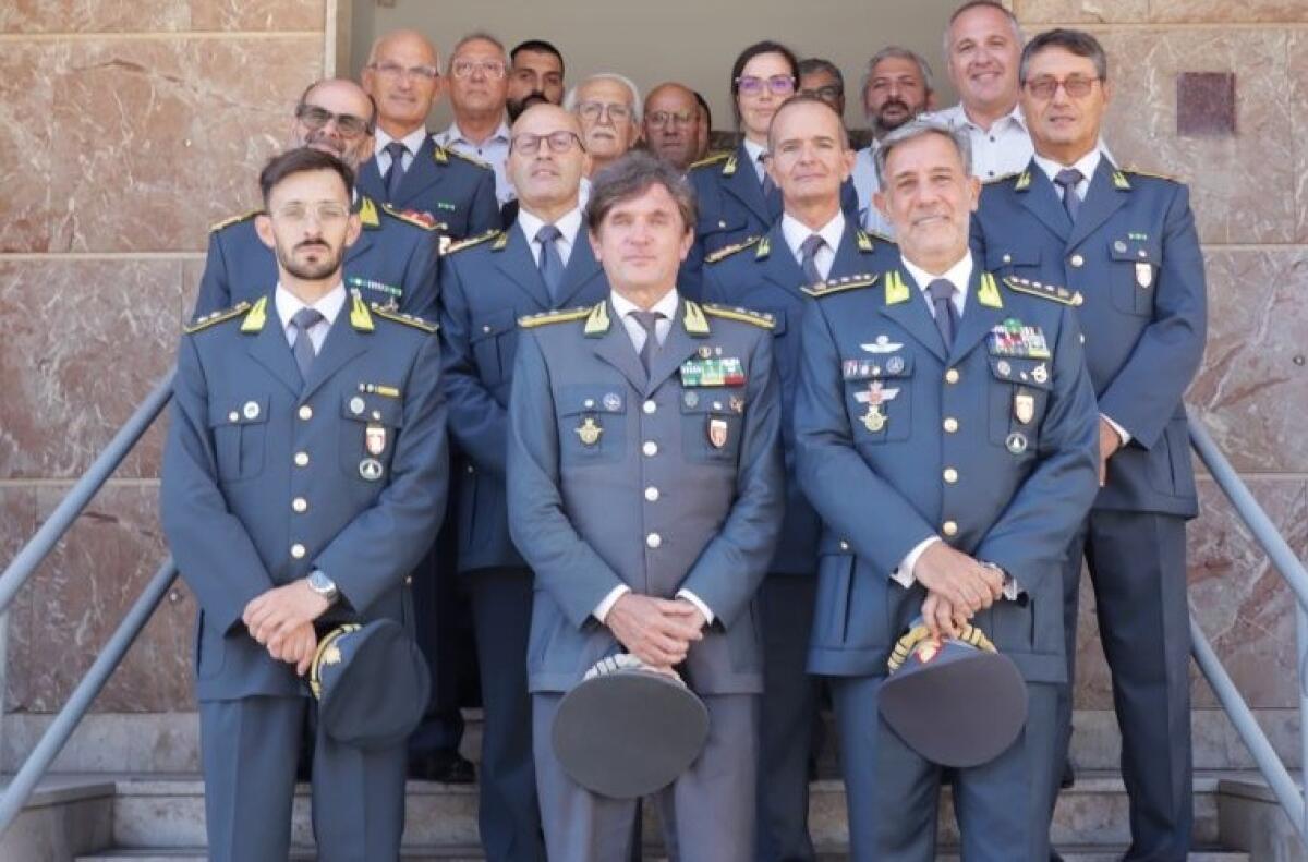 Visita del Comandante regionale della GdF nella sede di Gela - 