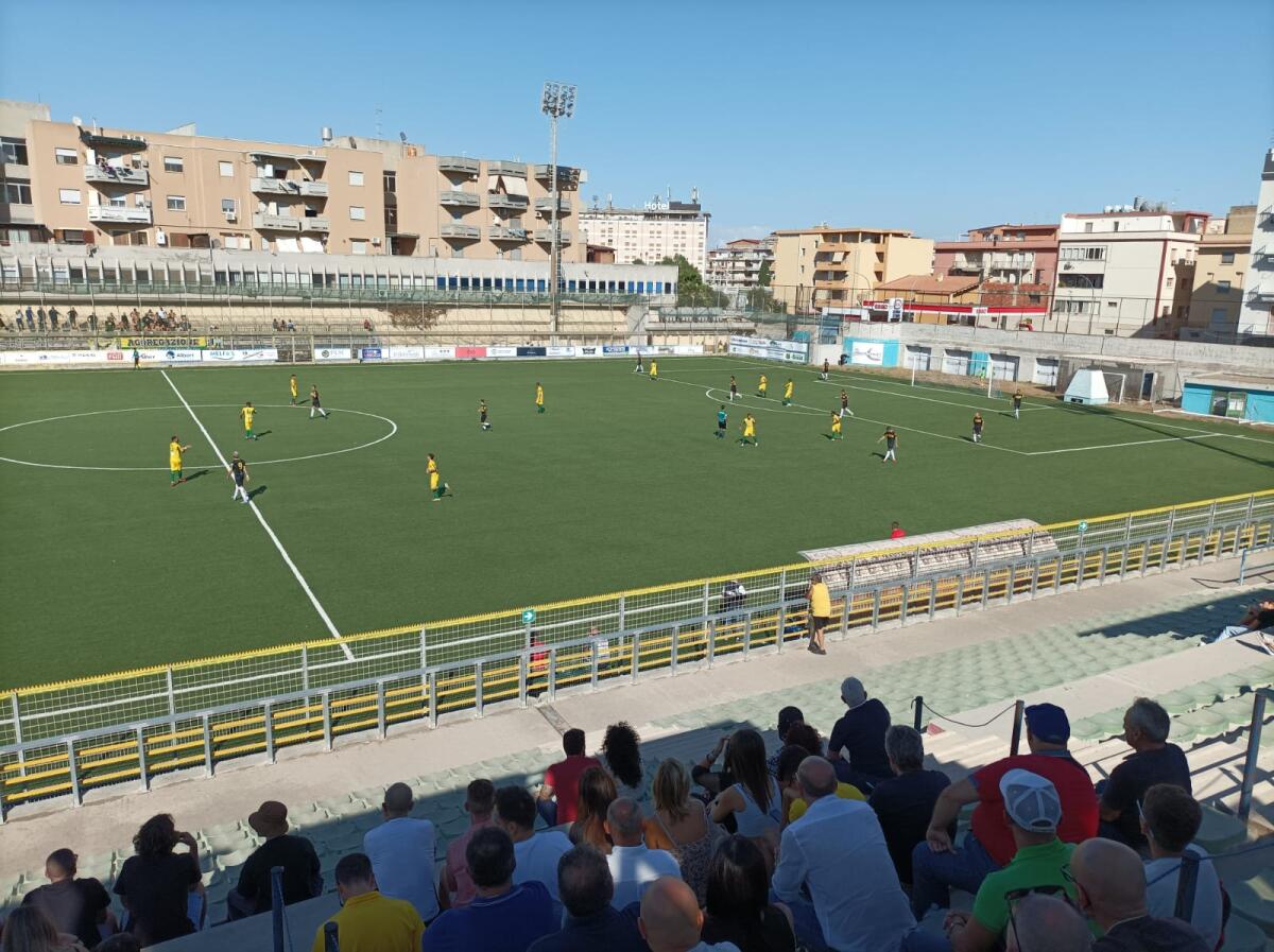 Campanaro illude, poi arriva il terzo ko per il Gela Fc. Strano (Enna): «I gelesi si salveranno» - 