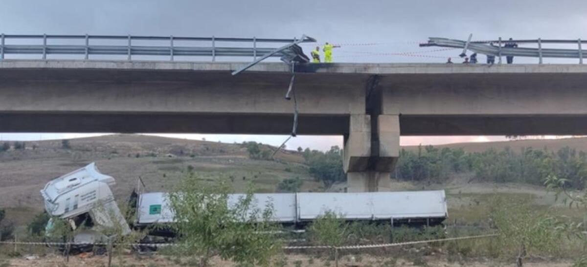 Scontro tir-auto, si aggrava il bilancio dell’incidente stradale -