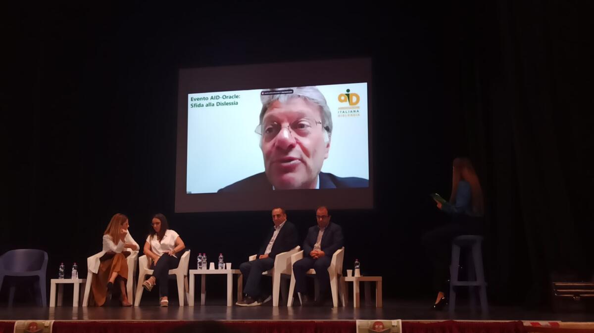 Convegno sulla dislessia al Teatro Eschilo - 