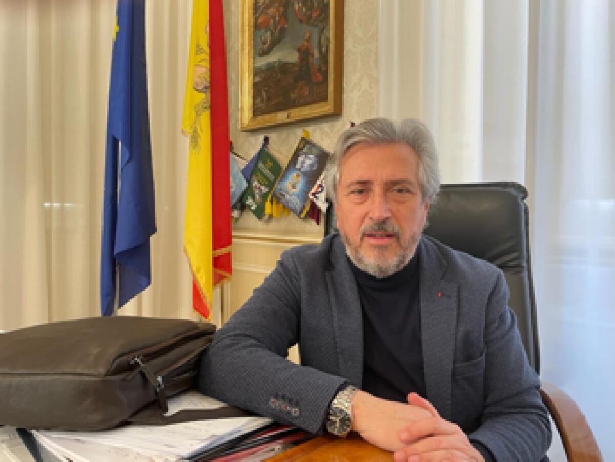 Il sindaco Gambino contro l’ Asp -