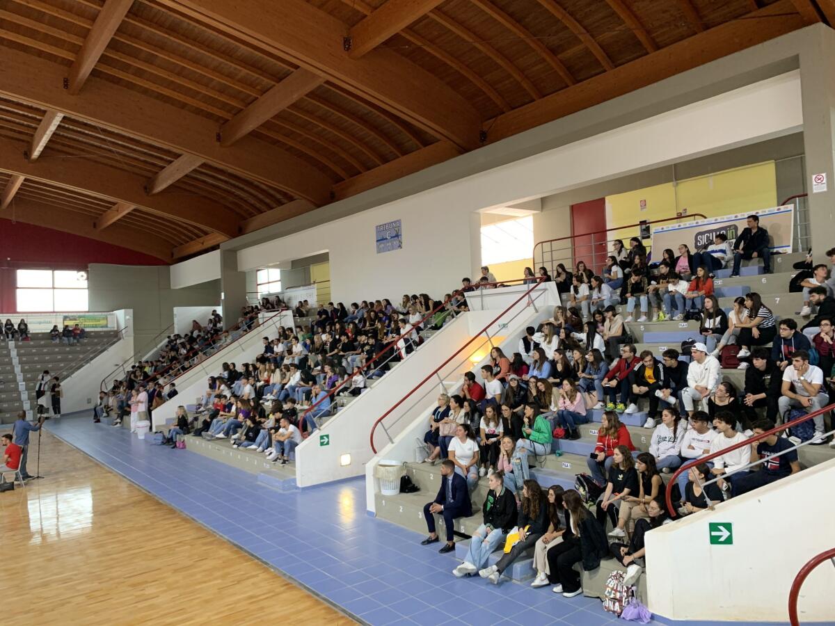 “La scuola incontra il futuro” con “MegaTrend” al PalaLivatino   - 