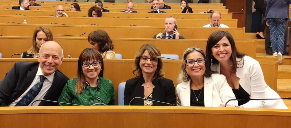 Si insediano i componenti di Senato e Camera dei deputati - 