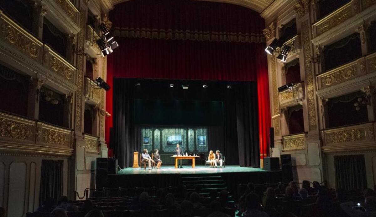 Sonde d'arte per riscoprire la bellezza - 