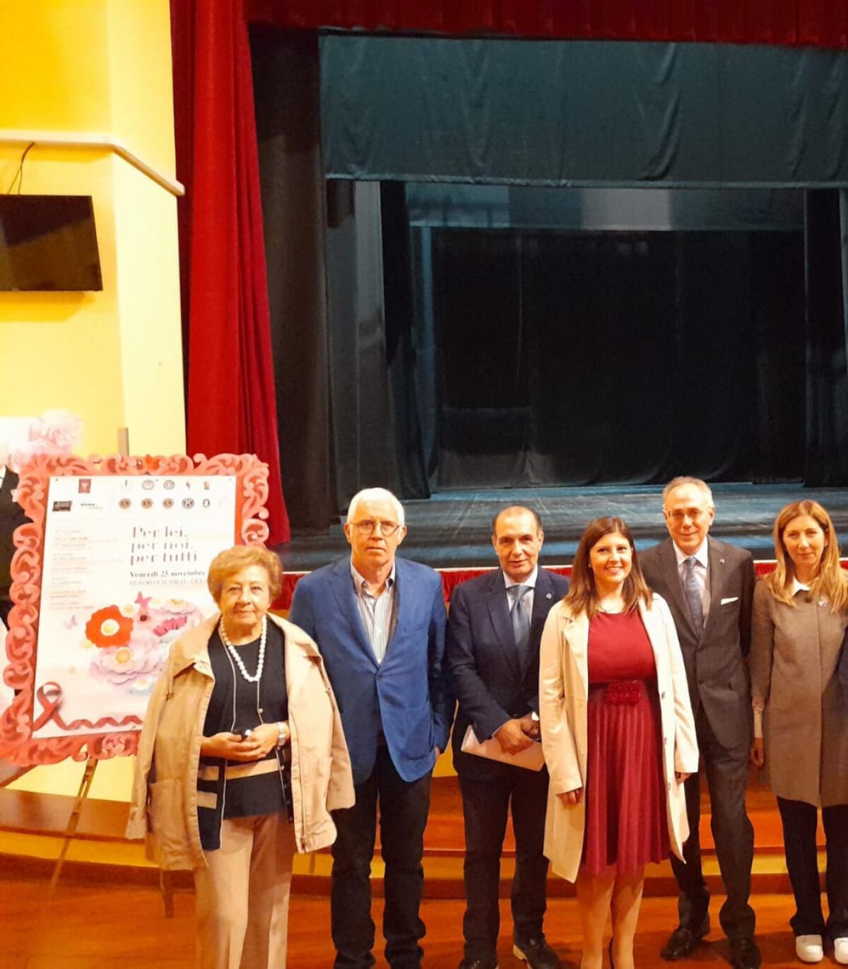 Tutti uniti per dire &#8216;no&#8217; alla violenza sulle donne - 