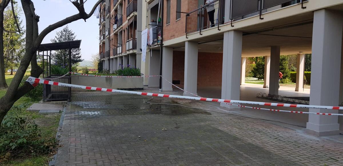 Giovanissima tenta il suicidio -