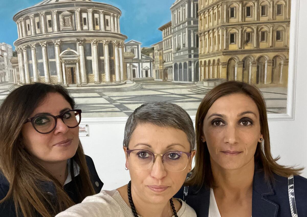 Si scrive politica si legge &#8216;mercimonio&#8217;: parlano le tre consigliere - 