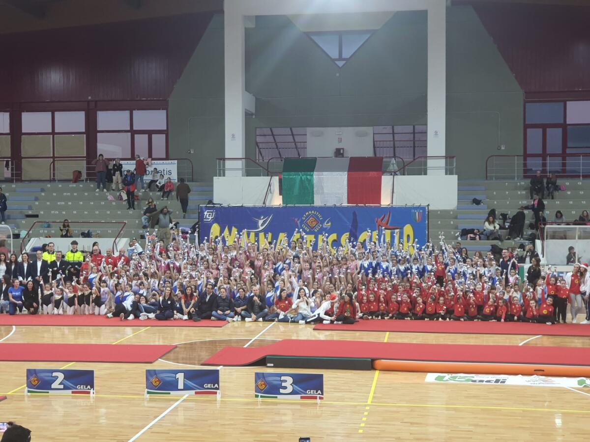 Un esercito di giovanissimi alla festa della ginnastica al PalaLivatino - 