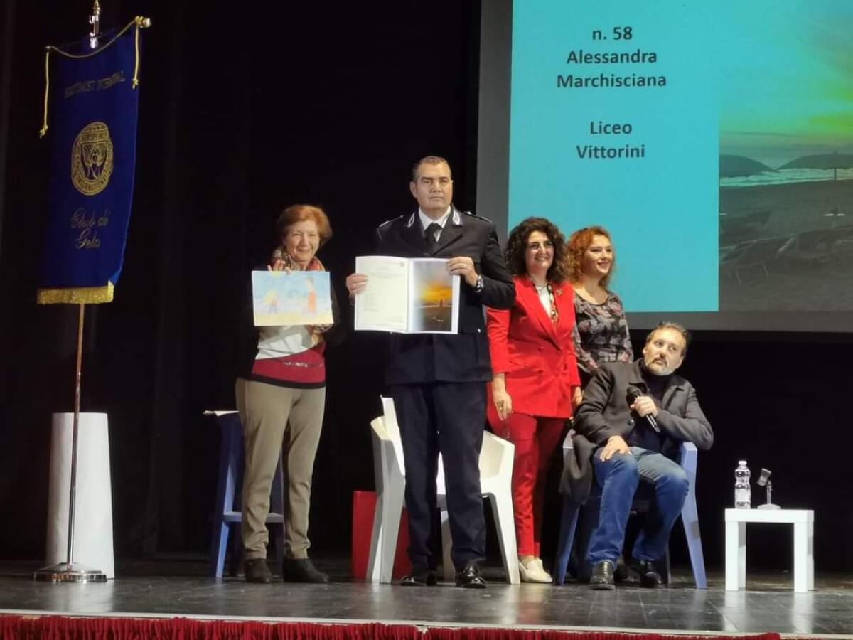 Gli artisti selezionati dal Soroptimist decorano le aule d&#8217; ascolto - 