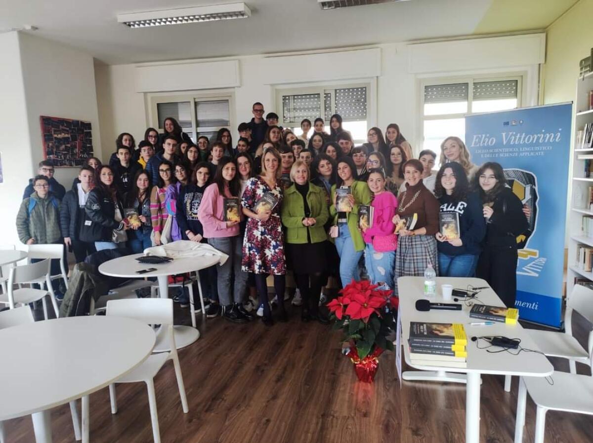 A tu per tu con l’autore al Liceo Scientifico -