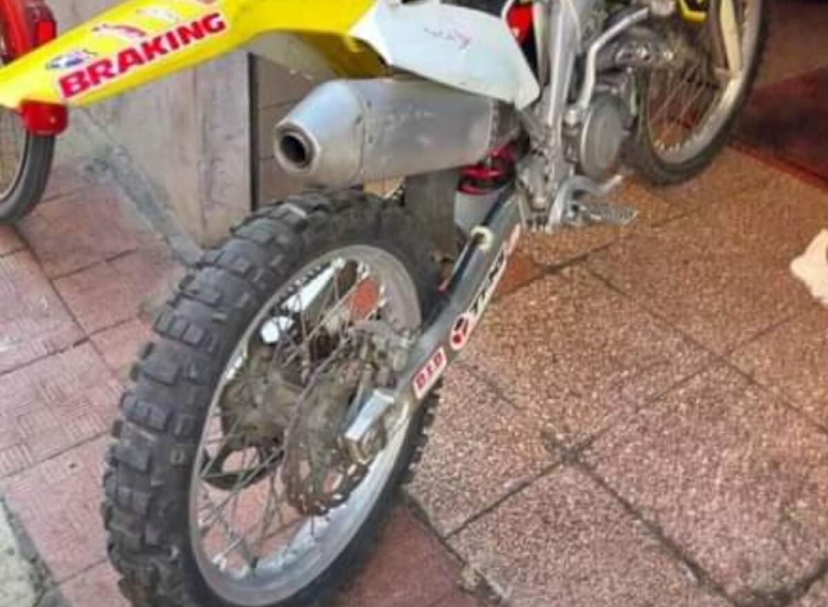 Secondo furto di moto per una famiglia gelese - 