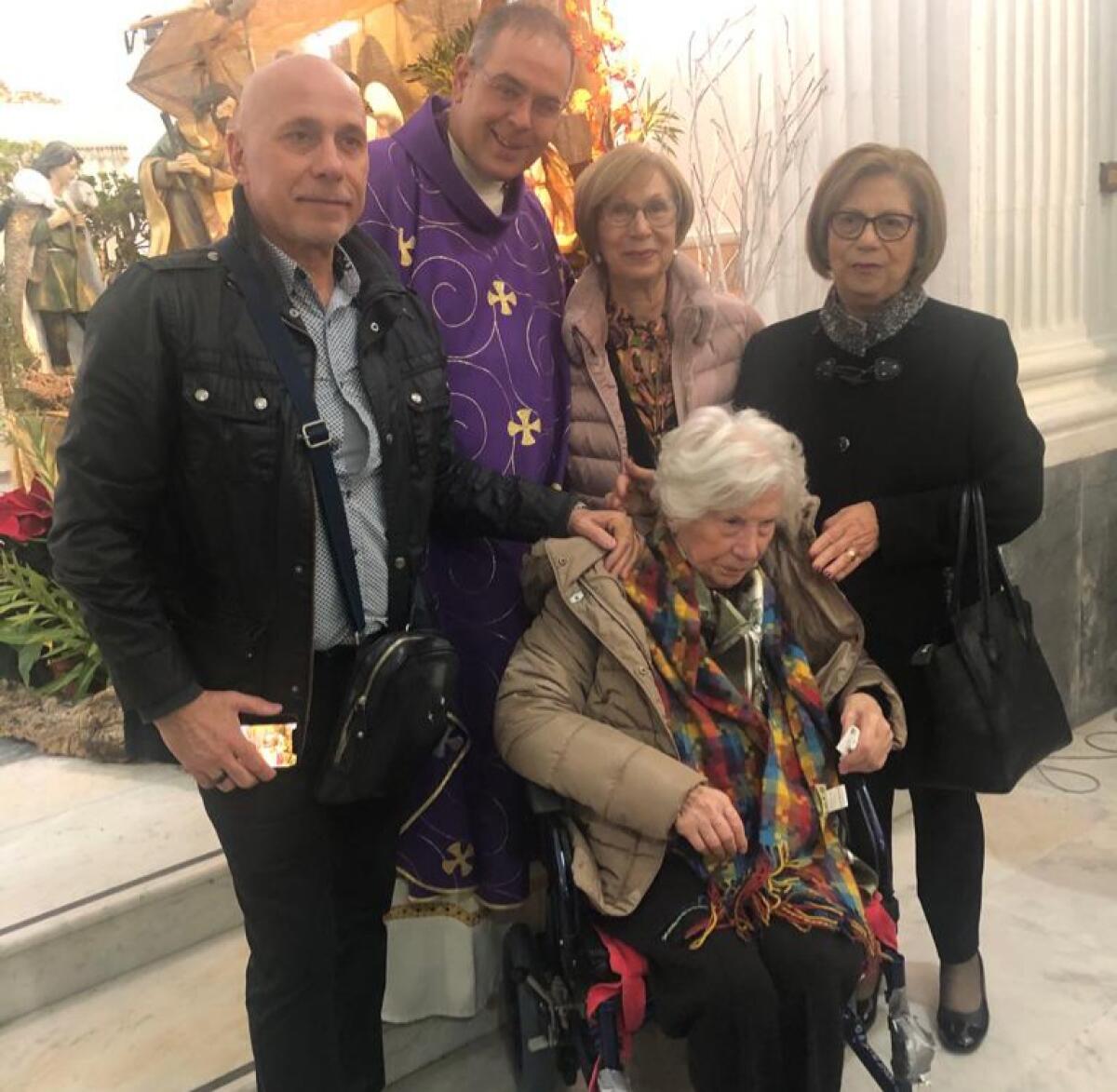 Nonna Emanuela ha 100 anni - 