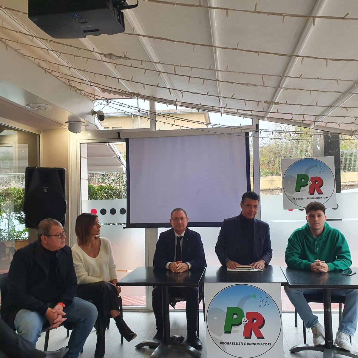 L&#8217;ex deputato Donegani presenta il laboratorio &#8220;PeR&#8221; - 