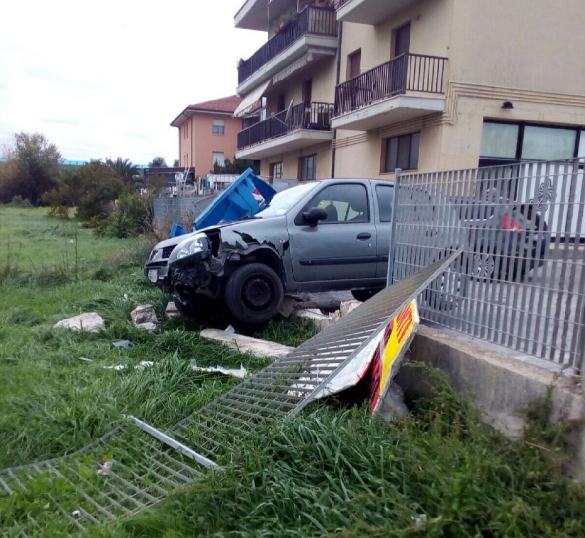Incidente autonomo in viale Indipendenza - 