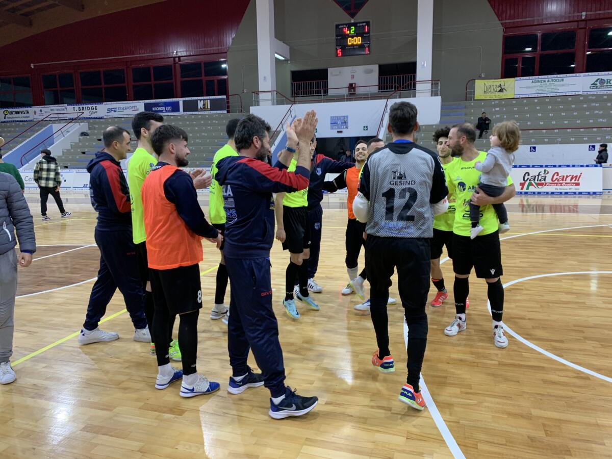 Ssd Gela futsal, il gruppo fa la differenza. Fecondo: «Crediamoci e lottiamo insieme per la Serie B» - 