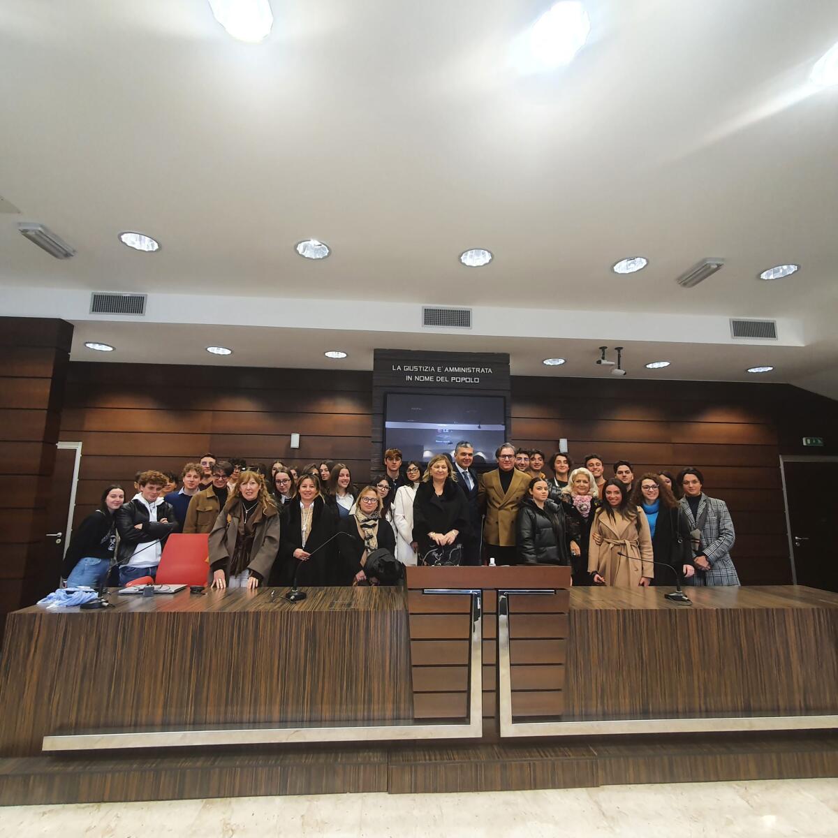 L’Ordine degli avvocati ha presentato le squadre del Liceo Classico e Scientifico per la Disputa “Dire e contraddire” - 