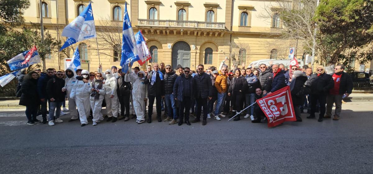 Protesta per difendere i lavoratori &#8216;covid&#8217; - 