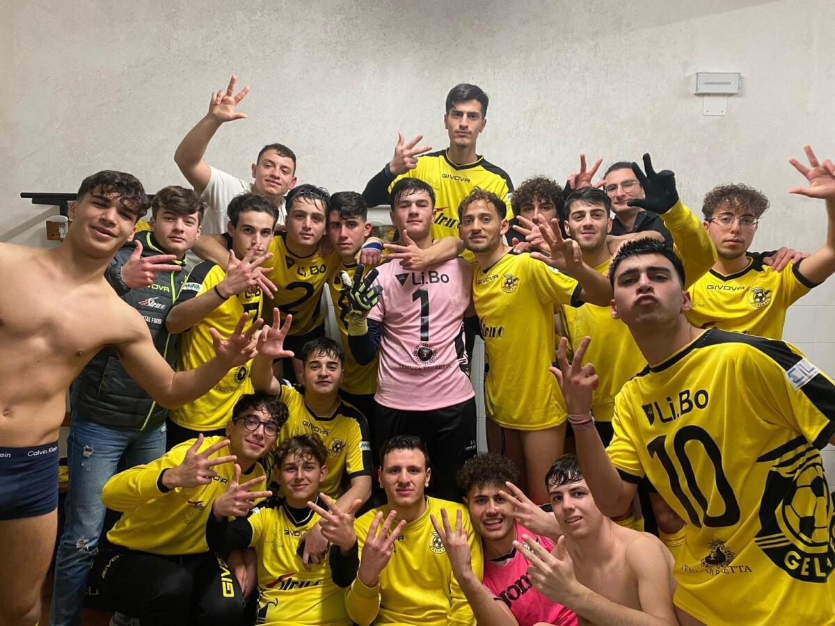 L’entusiasmo del Gela Fc per la vittoria del campionato Juniores - 