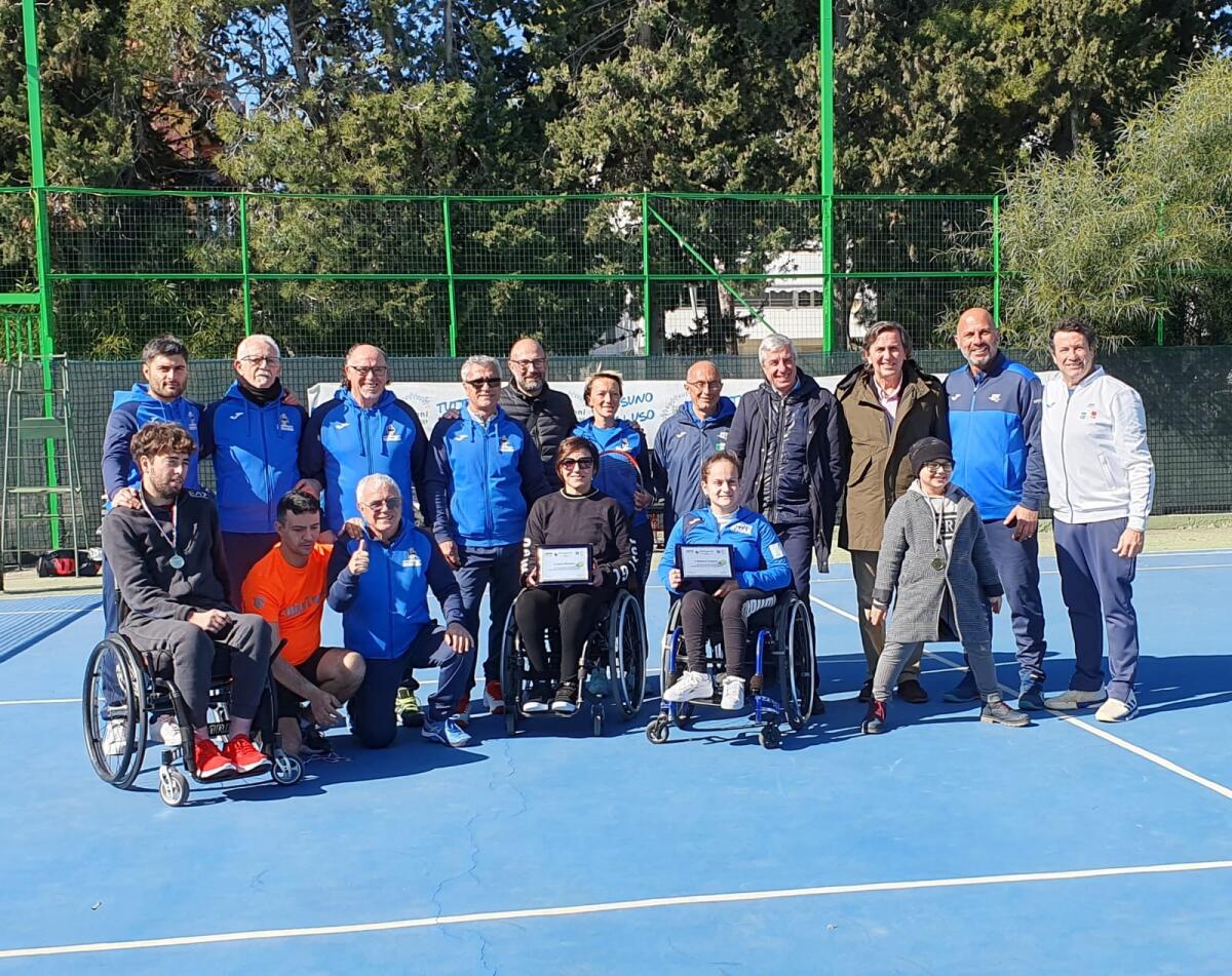 La domenica del tennis paraolimpico del Circolo Enigroup - 