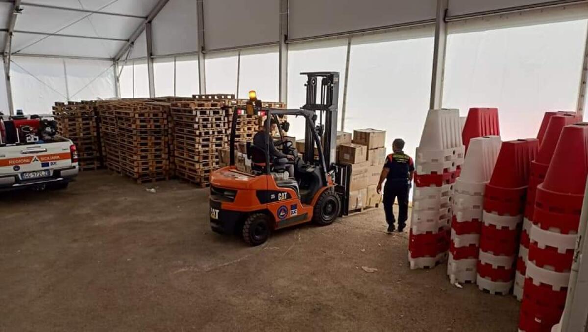 Arrivati a destinazione gli indumenti raccolti dalla Procivis per i migranti - 