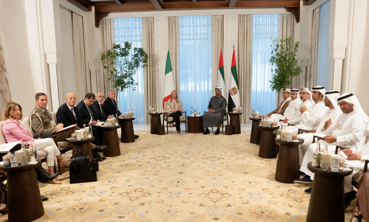 Eni stipula un’intesa con gli Emirati Arabi sulla transizione energetica e la decarbonizzazione - 