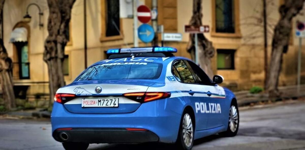 Droga, danneggiamenti e furto: 15 persone denunciate dalla Polizia - 