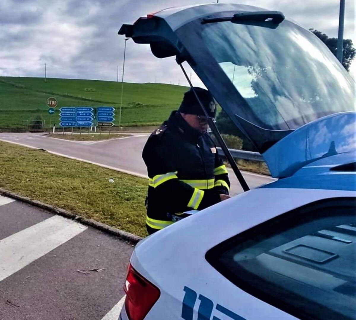 Circolazione stradale: sequestrati 5 veicoli nel nisseno - 