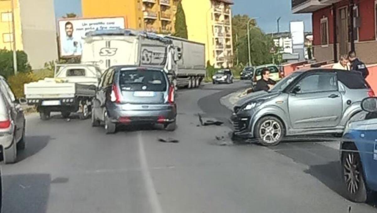 Incidente stradale in via Licata -