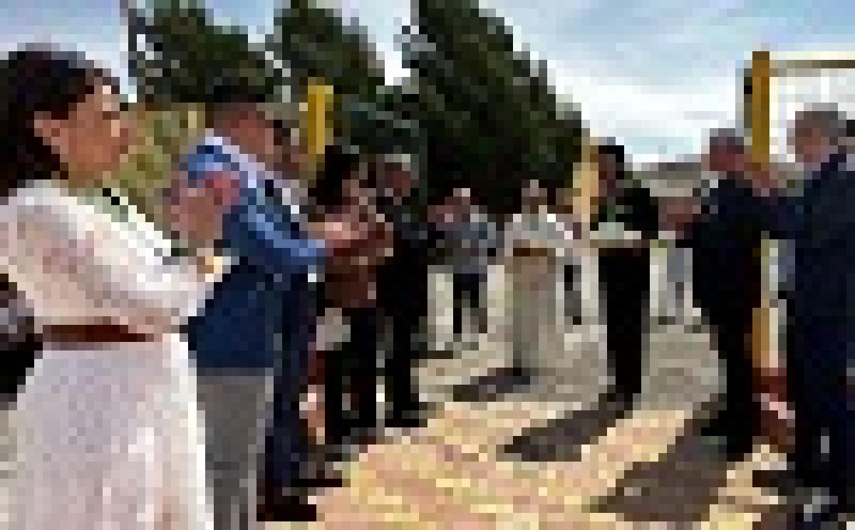 Inaugurato nuovo accesso alla scuola di Settefarine -