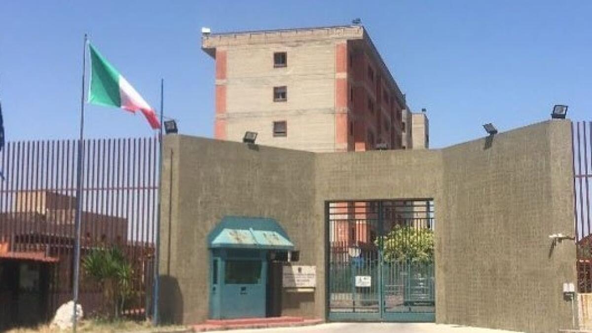 Morti per sciopero della fame nel carcere di Augusta, tra loro anche un detenuto di Gela - 