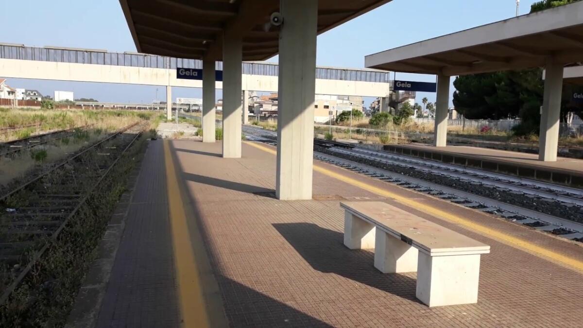 Treni blues nella Siracusa- Ragusa e in seguito pure fino a Gela -