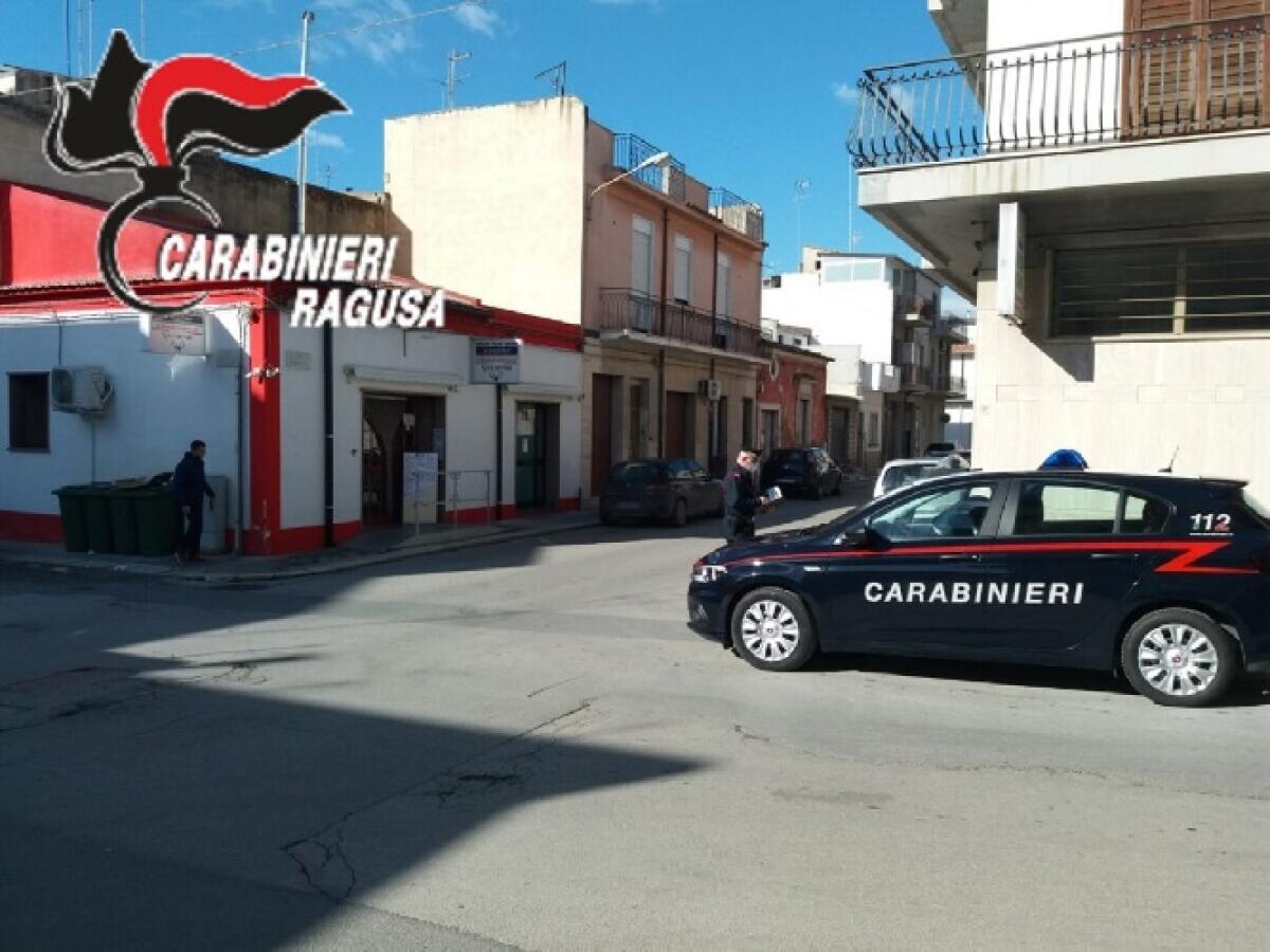 Automobilista nascondeva cocaina, arrestato dai Carabinieri -