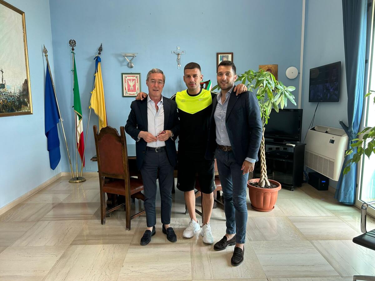 Il Comune corre ai ripari: salvo il concerto di Angelo Famao - 