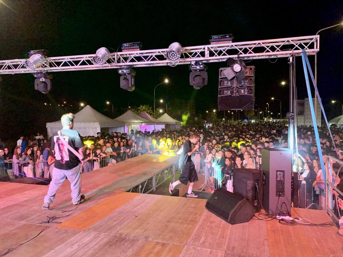 Giornata dell’arte, la festa “esplode” la sera: in mille al playground - 