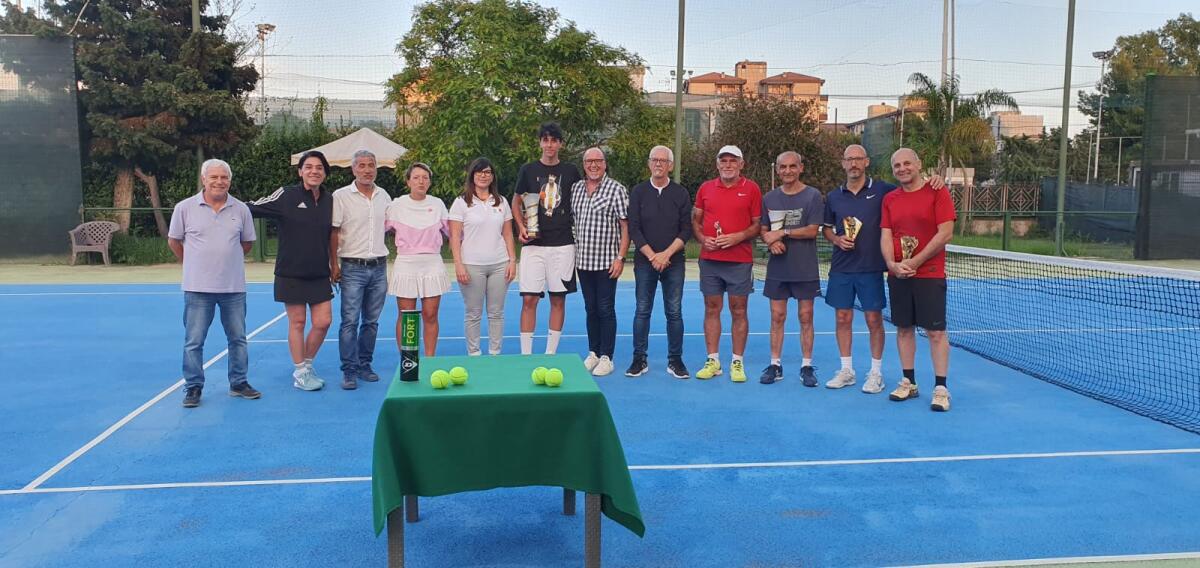 Francesco Gallo e Giovanni Cammarana finalisti nel torneo di tennis Enigroup - 