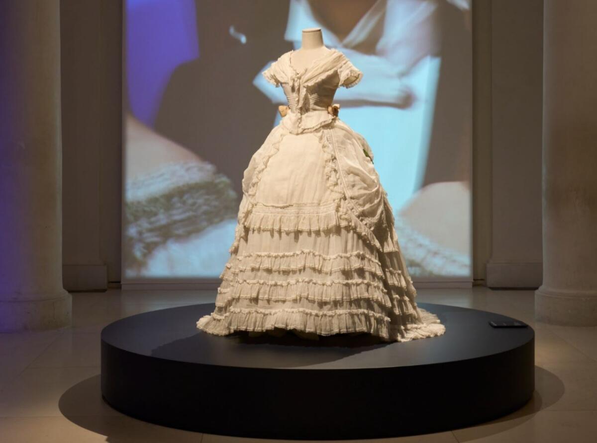 Il MuDeCo presente a “L’arte della moda”, la grande mostra chiude con 70mila visitatori e guarda all’estero -