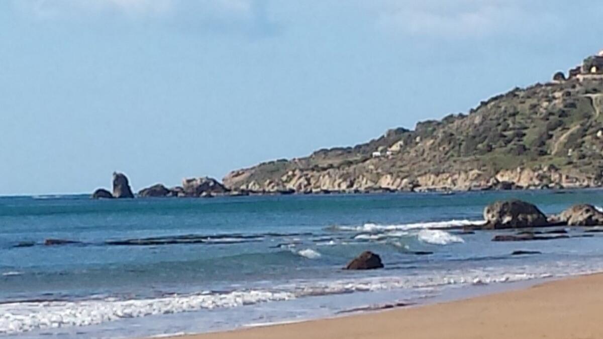 Entra in acqua e accusa un malore, tragedia a Licata: muore sessantenne - 