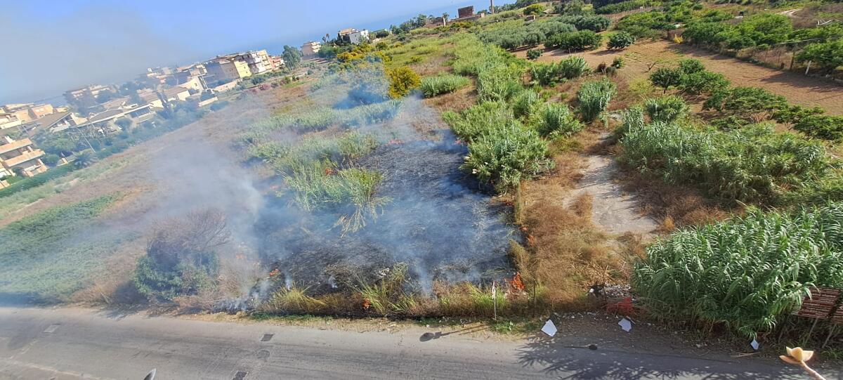 Incendio in viale Indipendenza - 