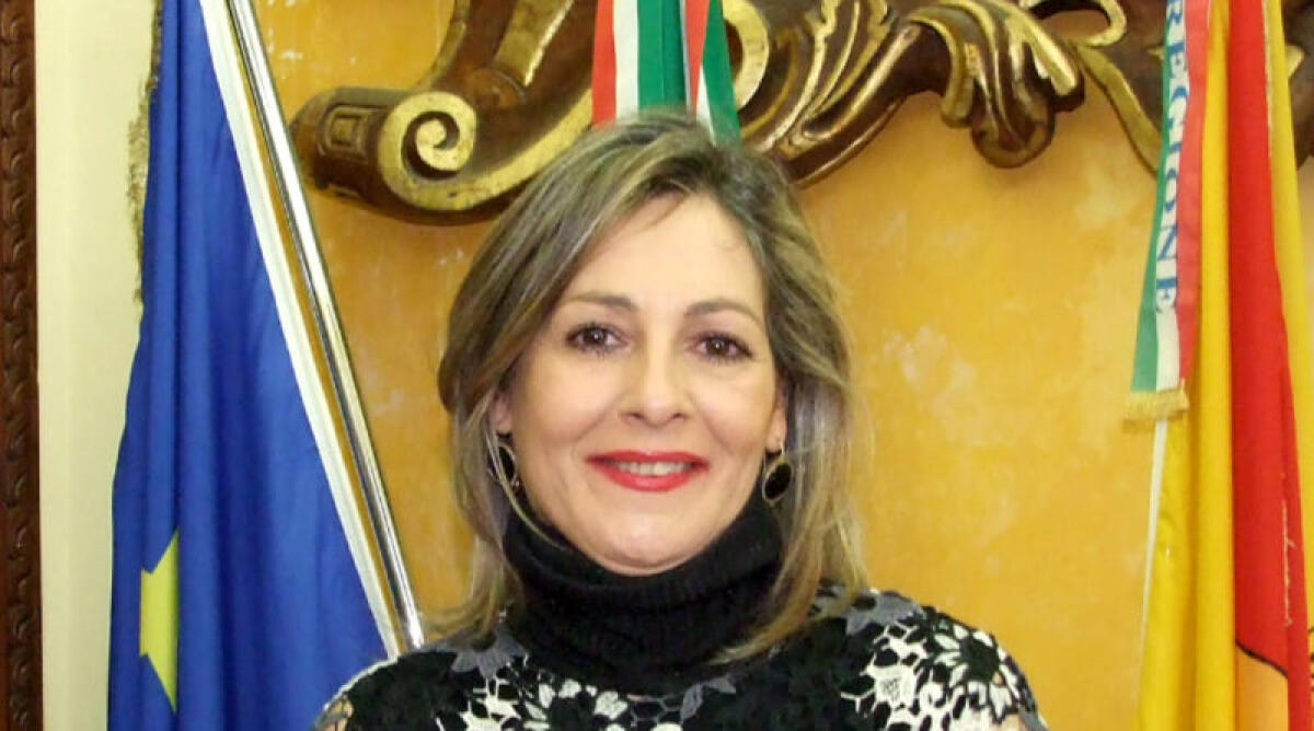 La coordinatrice di Azzurro donna:&#8221;le dichiarazioni del Sindaco contro la Gnoffo sono volgari, sessiste e arroganti&#8221; - 