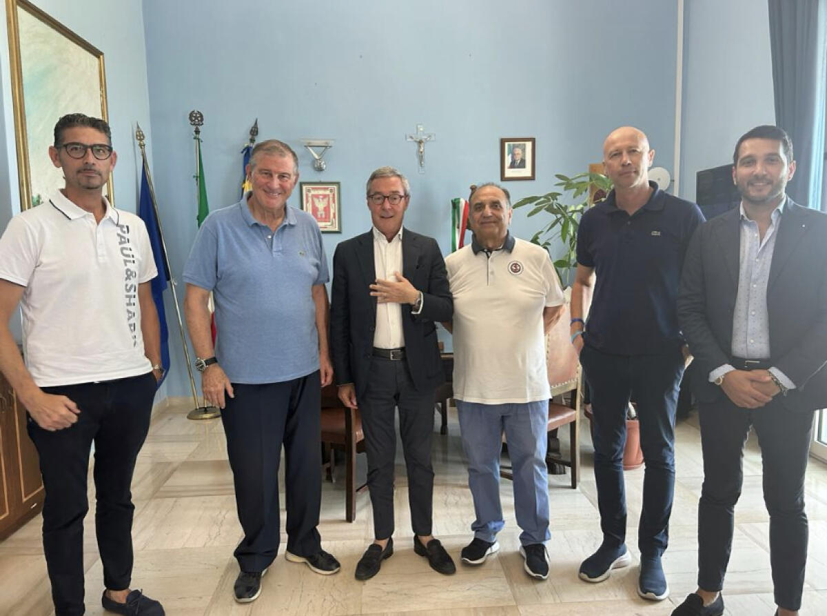 Impianti sportivi, incontro con il delegato della Figc Vitale. L’amministrazione: “Eviteremo sovrapposizioni” - 